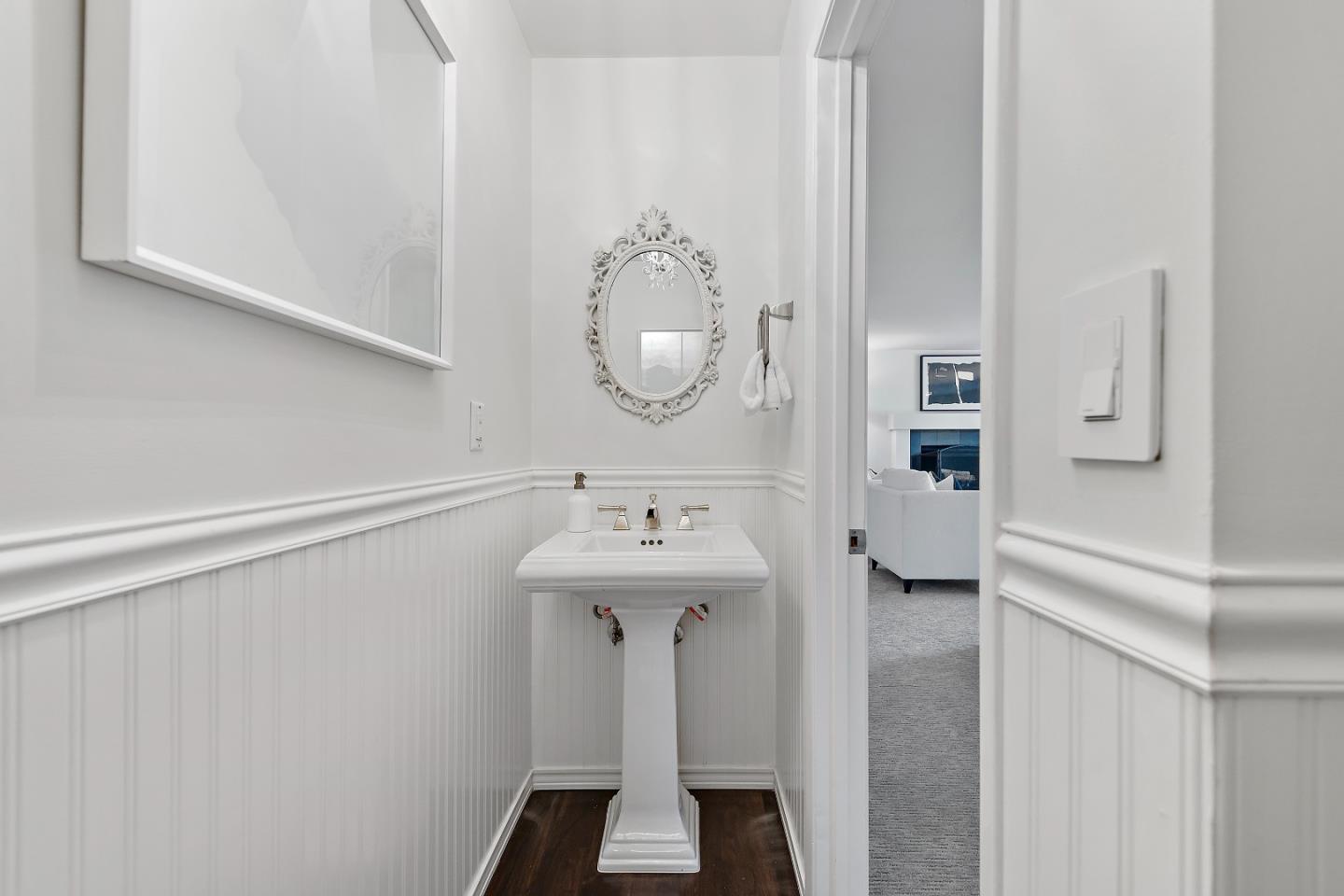 Detail Gallery Image 14 of 36 For 2608 Monte Cresta Dr, Belmont,  CA 94002 - 4 Beds | 2/1 Baths