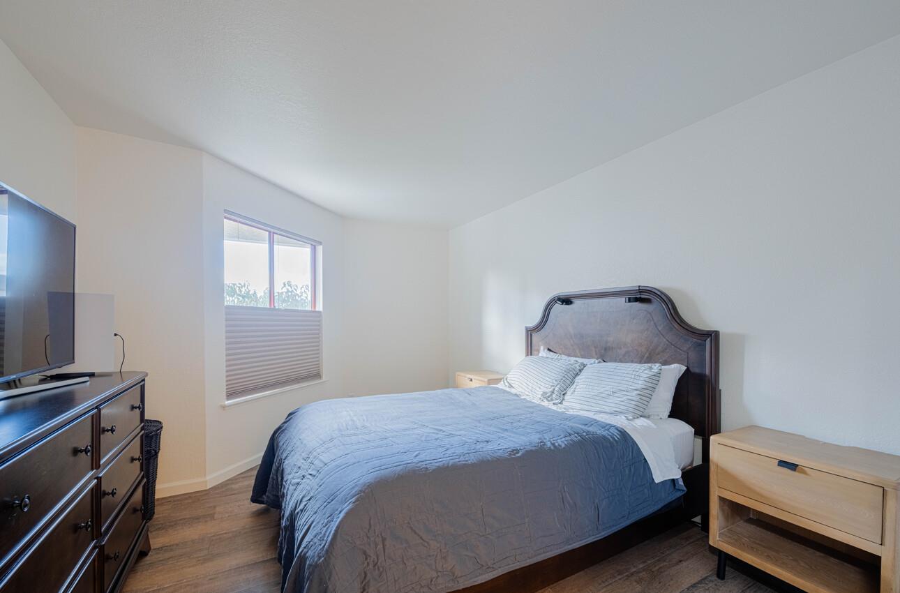 Detail Gallery Image 14 of 28 For 2412 N Main St #G,  Salinas,  CA 93906 - 2 Beds | 1/1 Baths