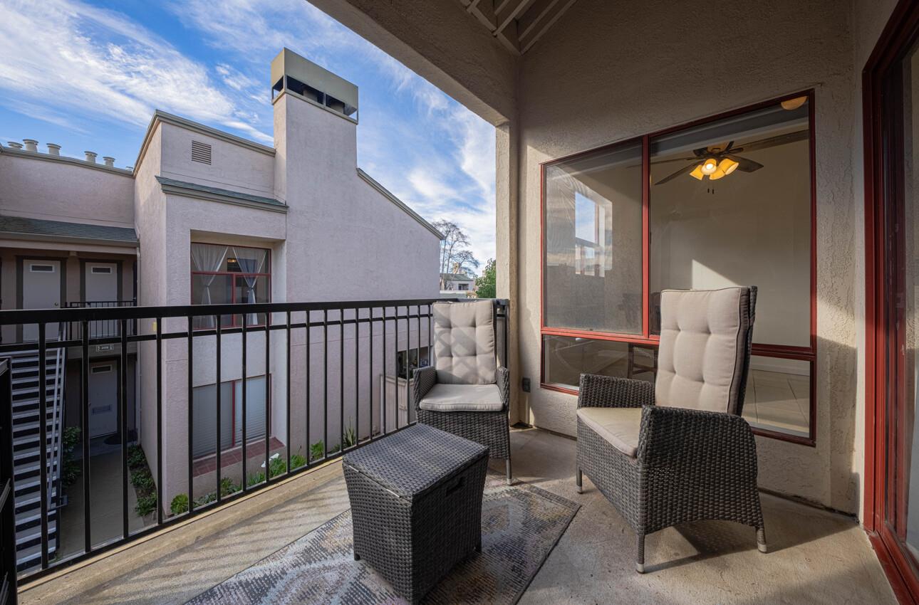 Detail Gallery Image 6 of 28 For 2412 N Main St #G,  Salinas,  CA 93906 - 2 Beds | 1/1 Baths