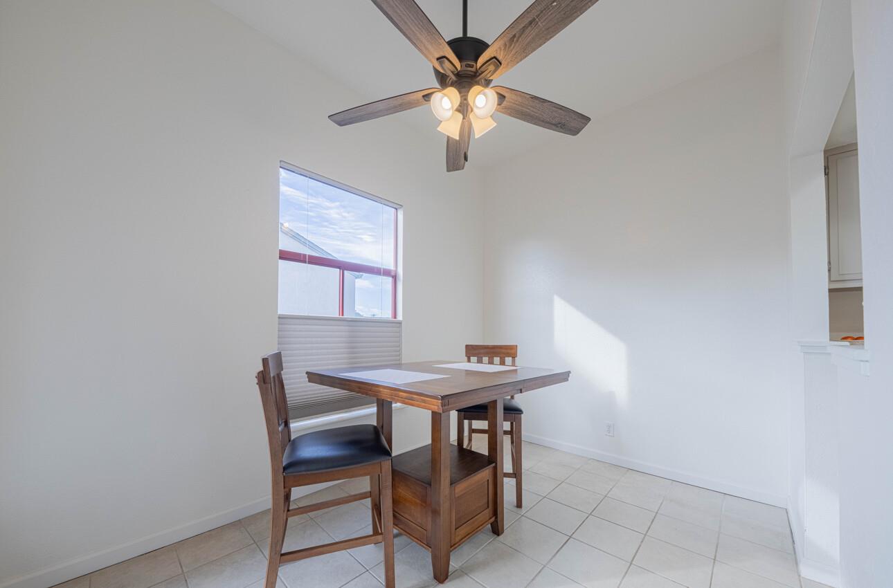 Detail Gallery Image 8 of 28 For 2412 N Main St #G,  Salinas,  CA 93906 - 2 Beds | 1/1 Baths