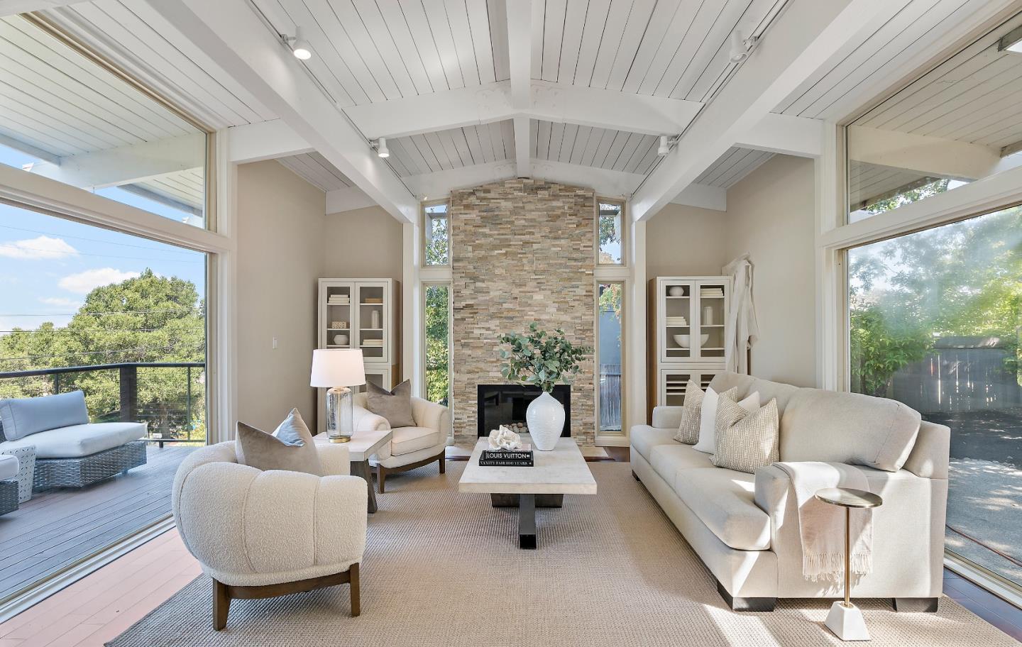 Detail Gallery Image 6 of 39 For 60 Linaria Way, Portola Valley,  CA 94028 - 4 Beds | 3 Baths