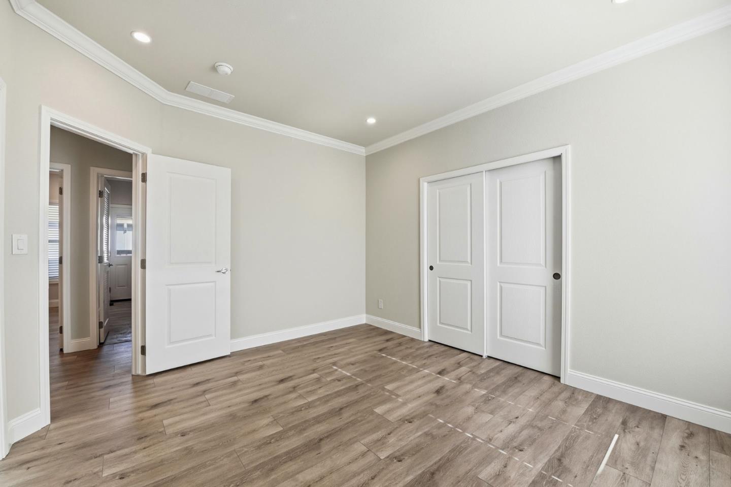 Detail Gallery Image 20 of 36 For 896 Villa Teresa #896,  San Jose,  CA 95123 - 3 Beds | 3 Baths