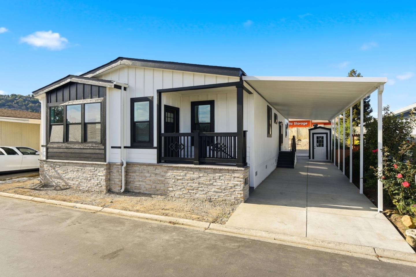 Detail Gallery Image 3 of 36 For 896 Villa Teresa #896,  San Jose,  CA 95123 - 3 Beds | 3 Baths