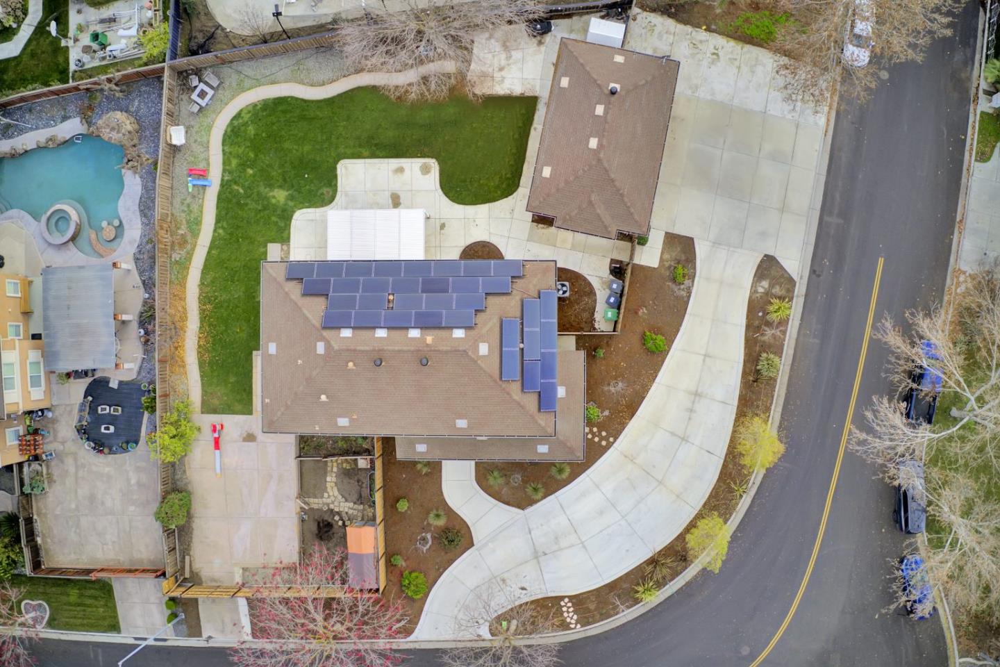 Detail Gallery Image 8 of 57 For 7654 W Rena Dr, Tracy,  CA 95304 - 4 Beds | 3 Baths