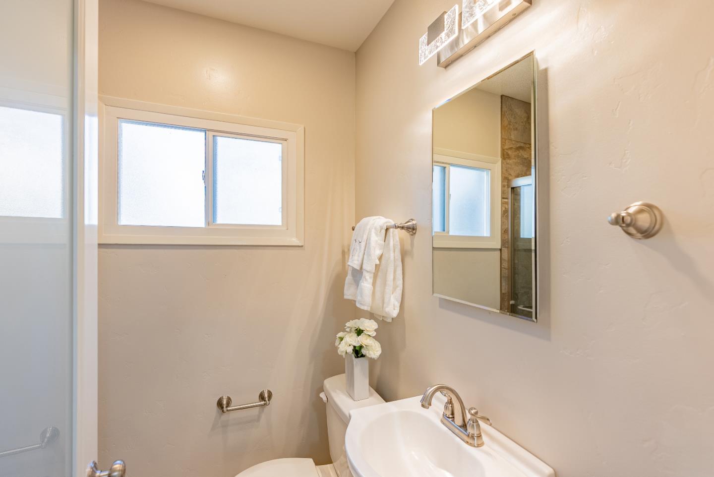 Detail Gallery Image 20 of 30 For 831 Coolidge Ave, Sunnyvale,  CA 94086 - 3 Beds | 2 Baths