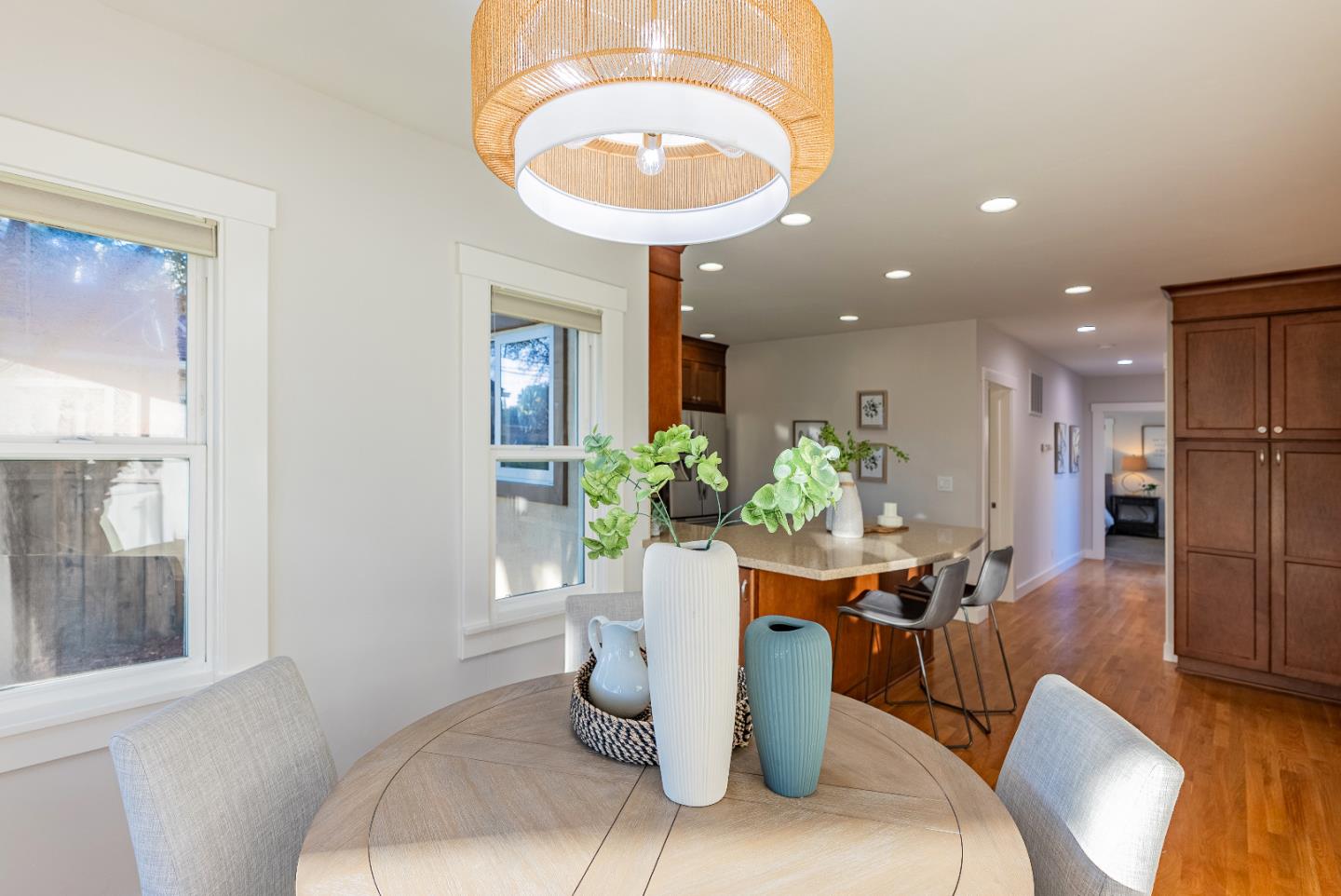 Detail Gallery Image 8 of 30 For 831 Coolidge Ave, Sunnyvale,  CA 94086 - 3 Beds | 2 Baths