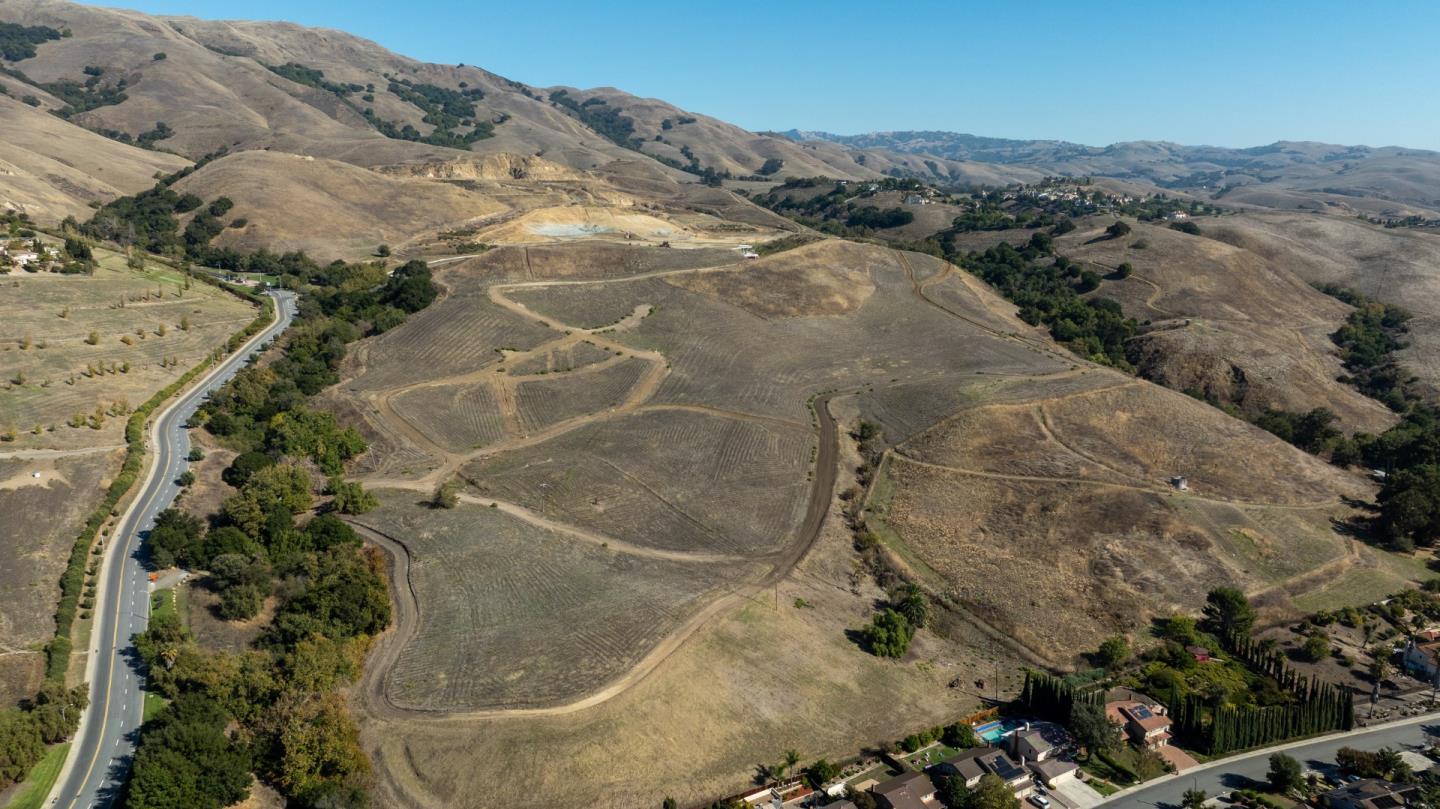 2000 Scott Creek Road, Milpitas, CA, 95035