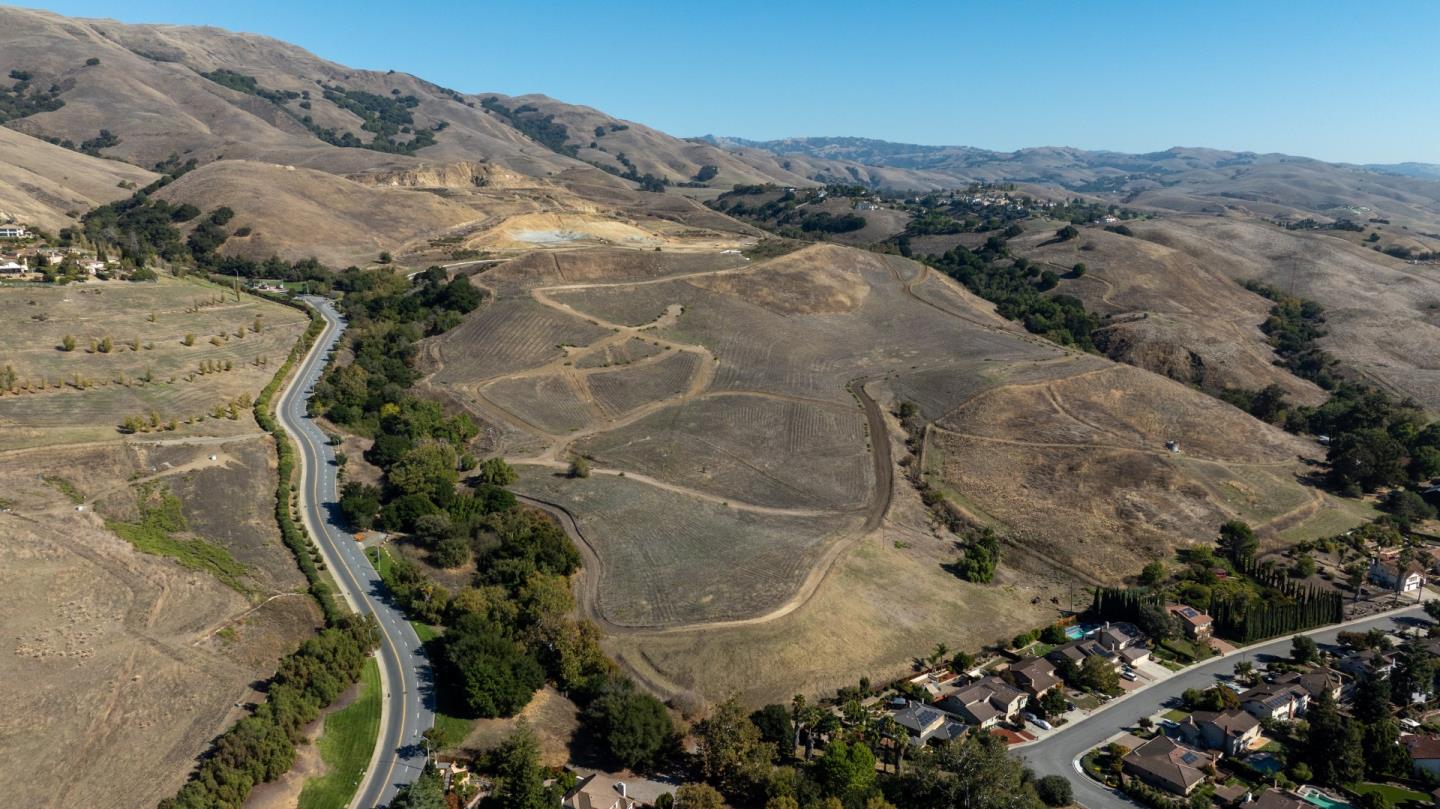 2000 Scott Creek Road, Milpitas, CA, 95035