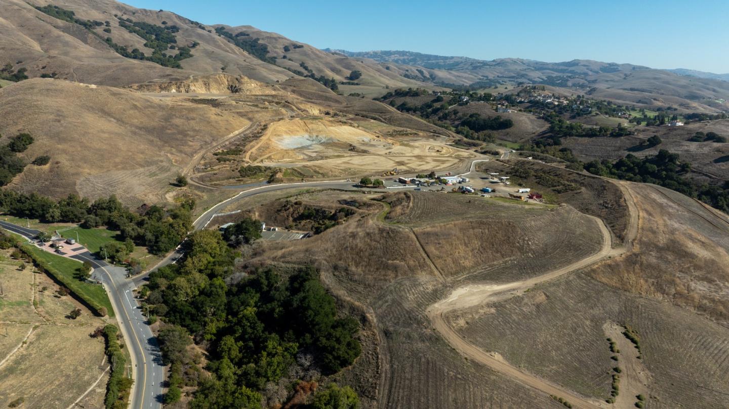 Detail Gallery Image 56 of 89 For 2000 Scott Creek Rd, Milpitas,  CA 95035 - – Beds | – Baths