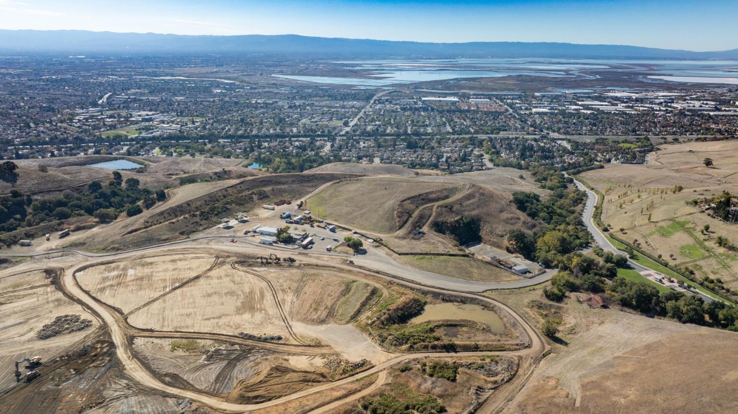 Detail Gallery Image 77 of 89 For 2000 Scott Creek Rd, Milpitas,  CA 95035 - – Beds | – Baths