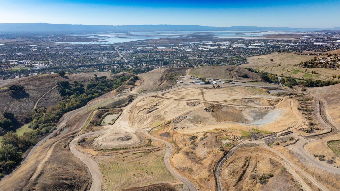 Detail Gallery Image 81 of 89 For 2000 Scott Creek Rd, Milpitas,  CA 95035 - – Beds | – Baths