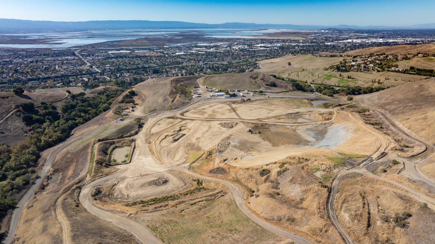 Detail Gallery Image 82 of 89 For 2000 Scott Creek Rd, Milpitas,  CA 95035 - – Beds | – Baths