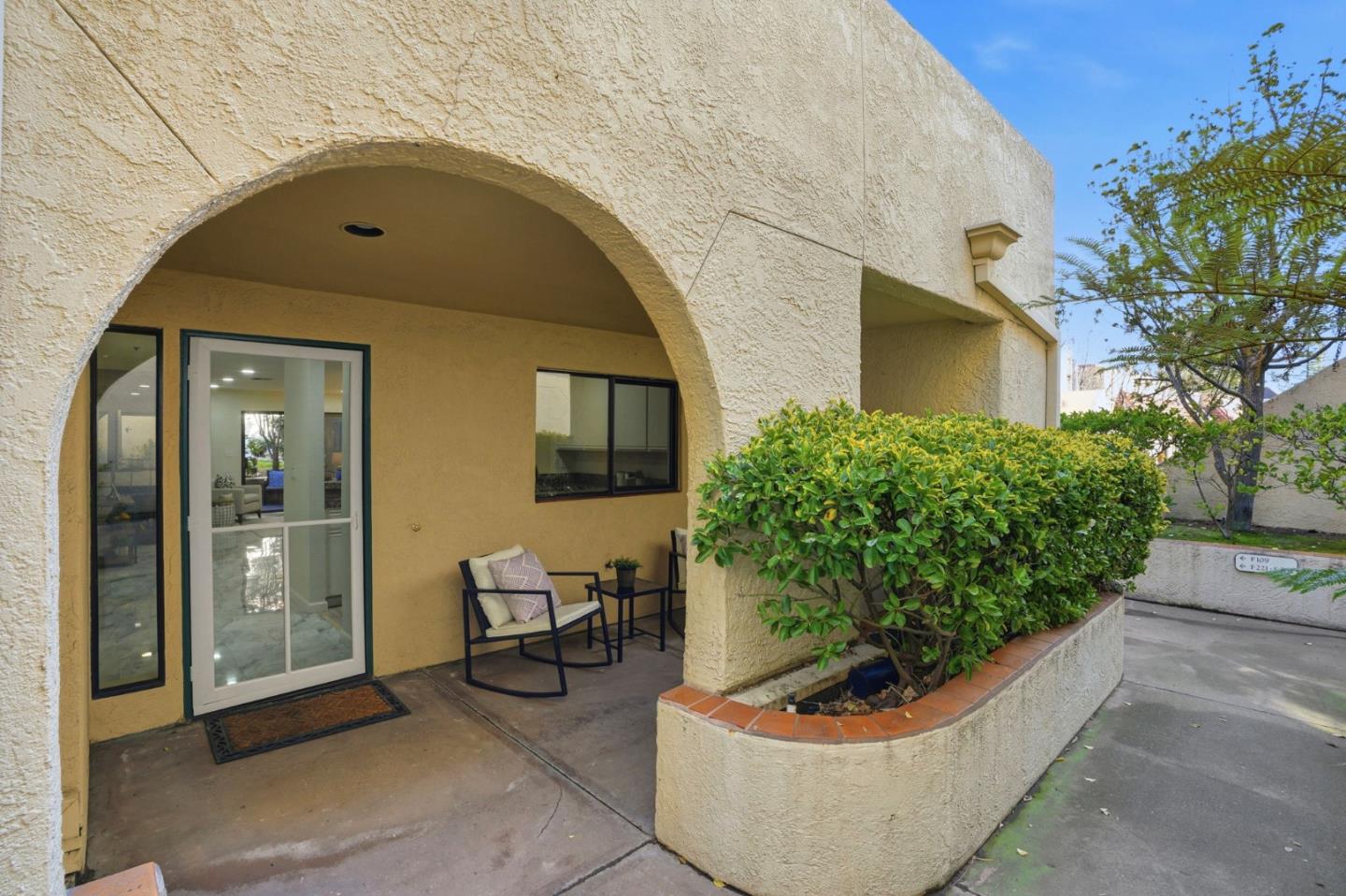 Photo #4: ML82030904 Listing: Photo #4