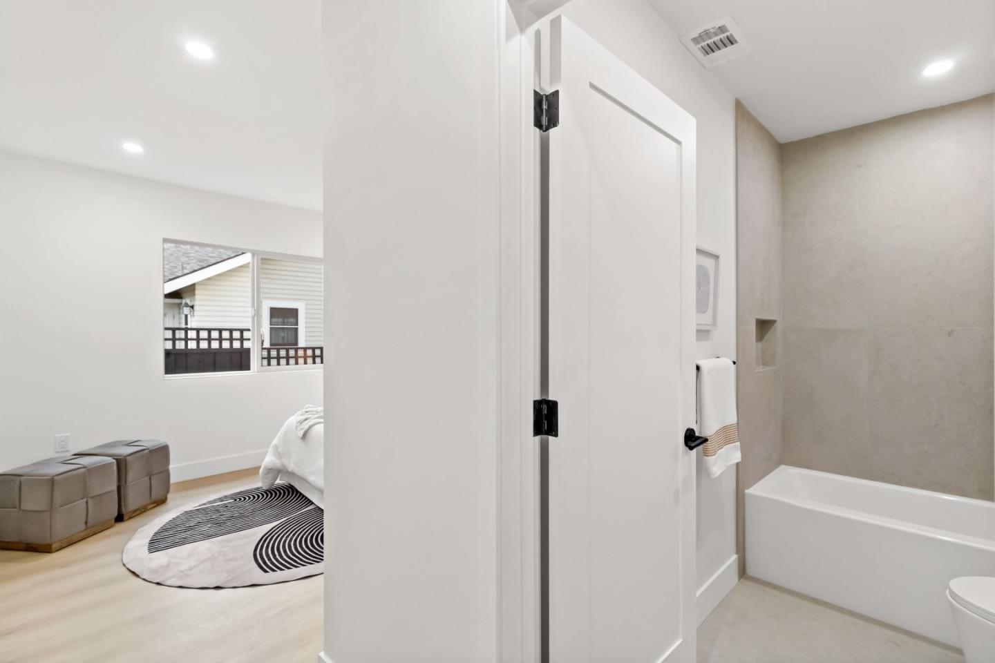 Detail Gallery Image 19 of 69 For 1304 Singletary Ave, San Jose,  CA 95126 - 3 Beds | 3 Baths