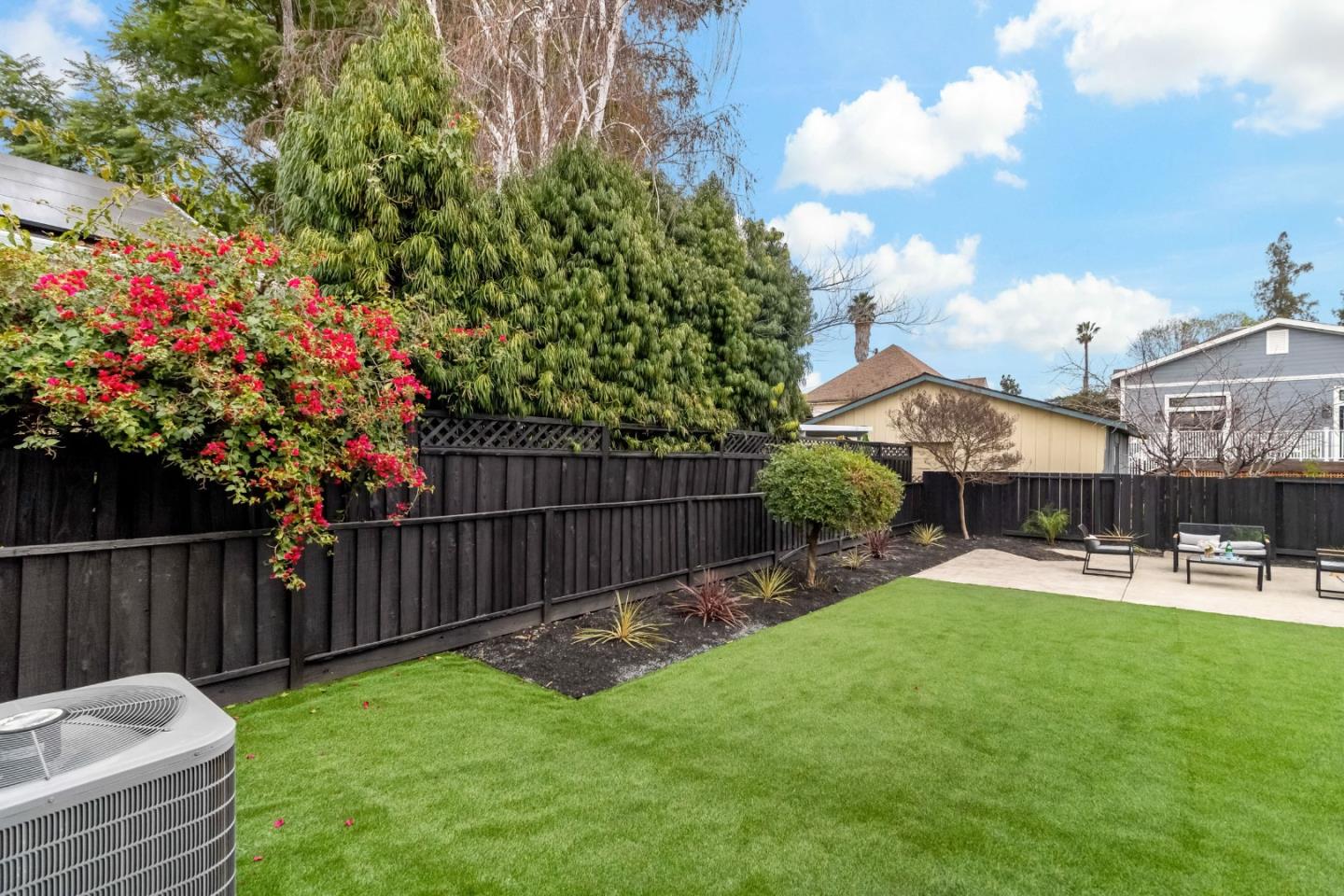 Detail Gallery Image 38 of 69 For 1304 Singletary Ave, San Jose,  CA 95126 - 3 Beds | 3 Baths