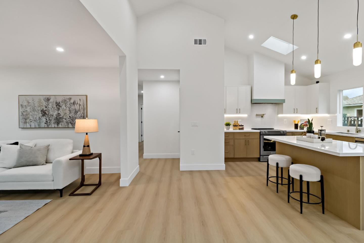 Detail Gallery Image 49 of 69 For 1304 Singletary Ave, San Jose,  CA 95126 - 3 Beds | 3 Baths