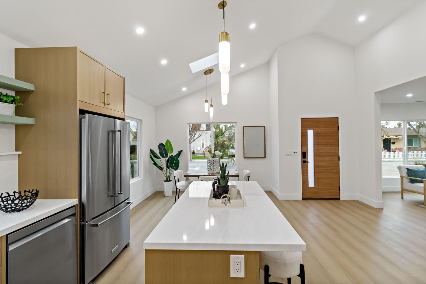 Detail Gallery Image 52 of 69 For 1304 Singletary Ave, San Jose,  CA 95126 - 3 Beds | 3 Baths