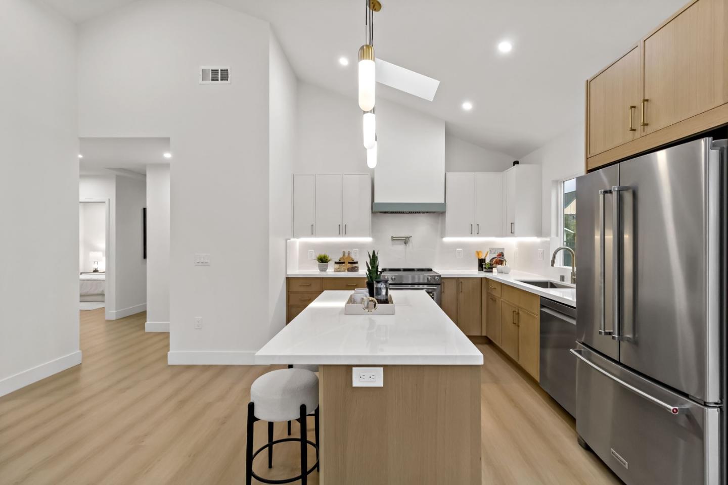 Detail Gallery Image 55 of 69 For 1304 Singletary Ave, San Jose,  CA 95126 - 3 Beds | 3 Baths