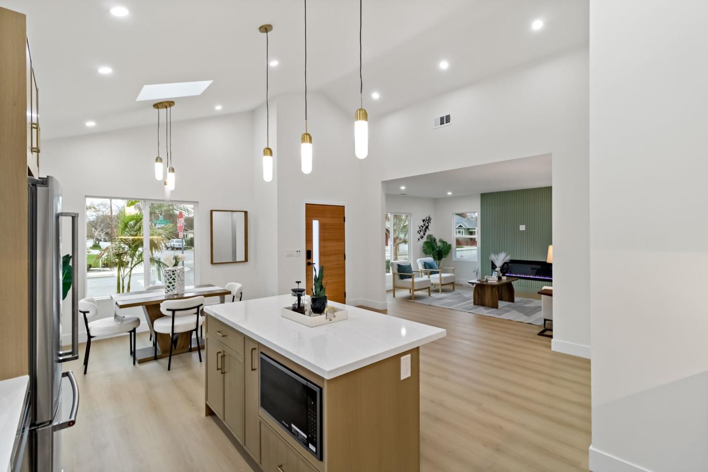 Detail Gallery Image 56 of 69 For 1304 Singletary Ave, San Jose,  CA 95126 - 3 Beds | 3 Baths