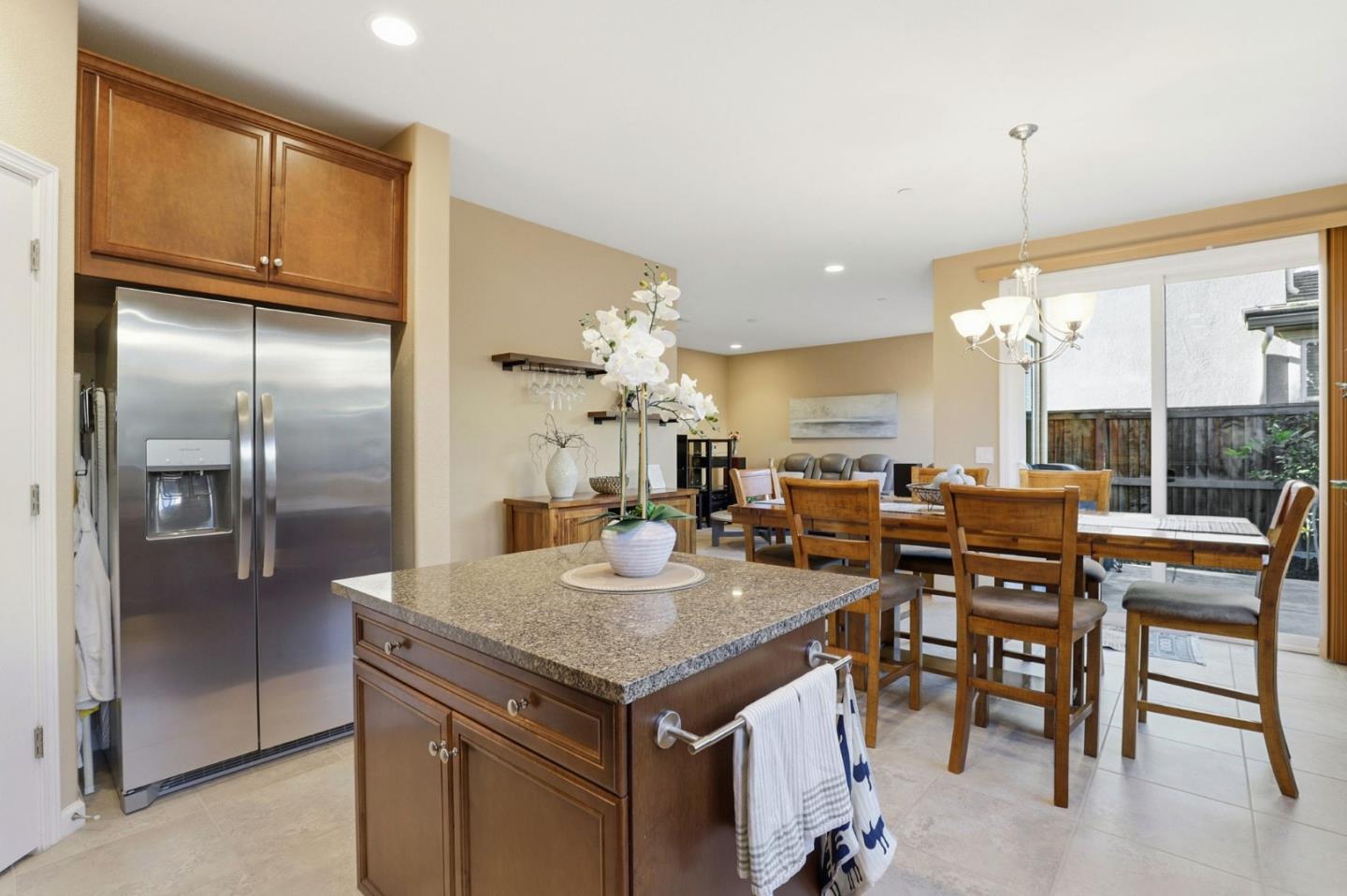 Detail Gallery Image 10 of 35 For 45 Angra Way, Gilroy,  CA 95020 - 3 Beds | 2/1 Baths