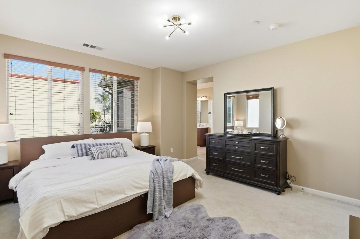 Detail Gallery Image 21 of 35 For 45 Angra Way, Gilroy,  CA 95020 - 3 Beds | 2/1 Baths