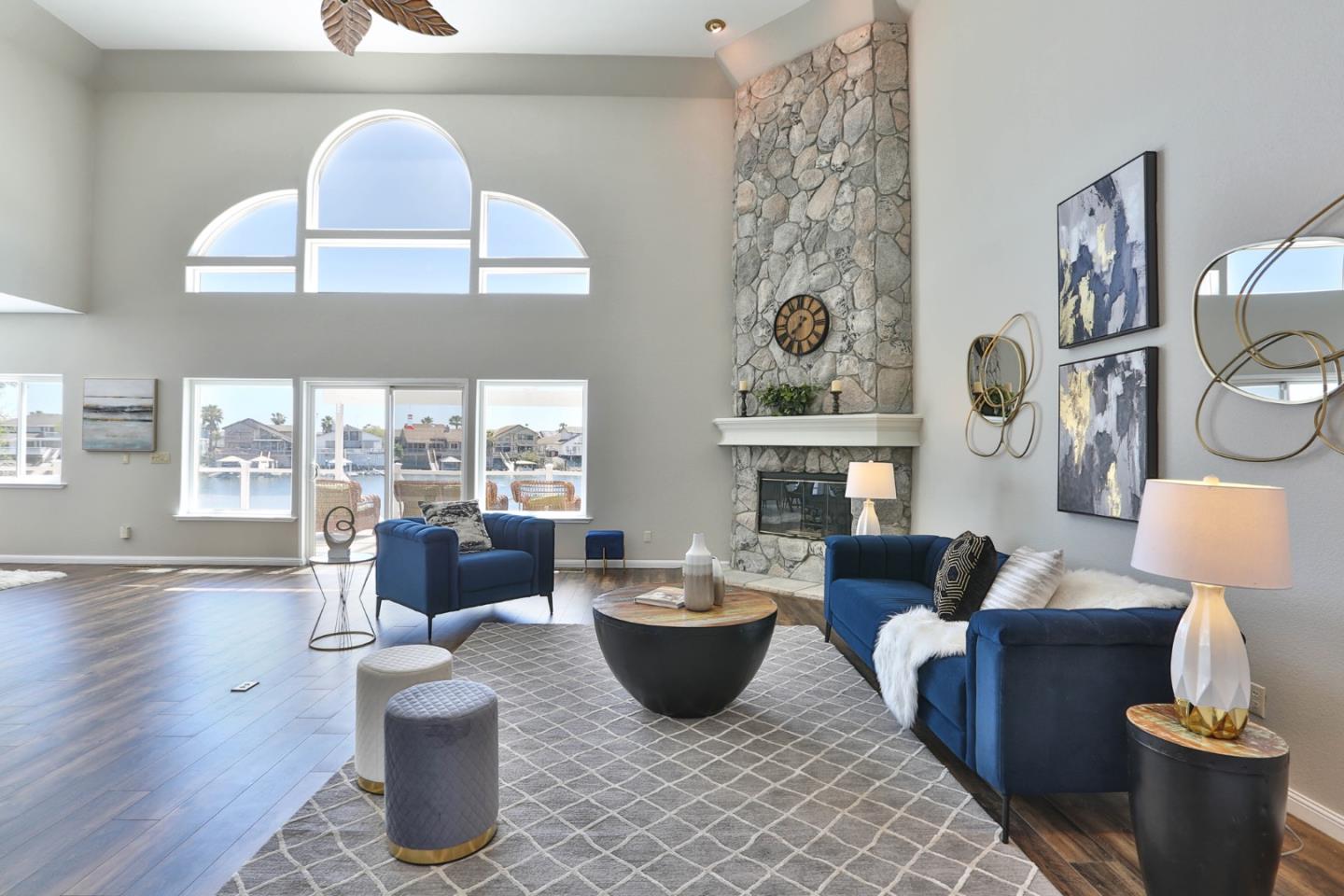 Detail Gallery Image 12 of 57 For 1933 Windward Pt, Discovery Bay,  CA 94505 - 4 Beds | 3 Baths