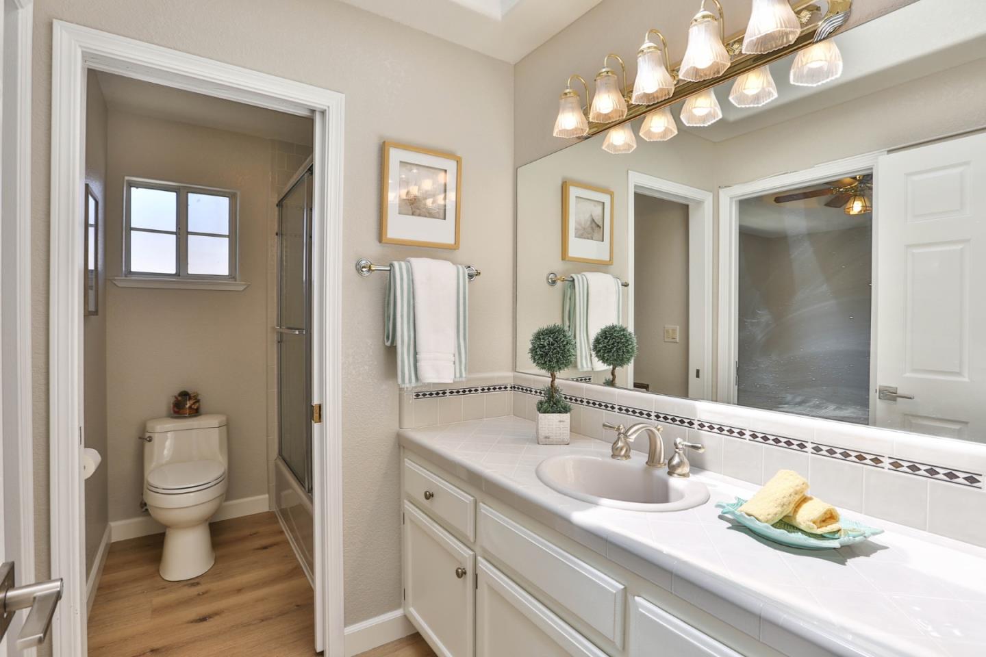 Detail Gallery Image 36 of 57 For 1933 Windward Pt, Discovery Bay,  CA 94505 - 4 Beds | 3 Baths