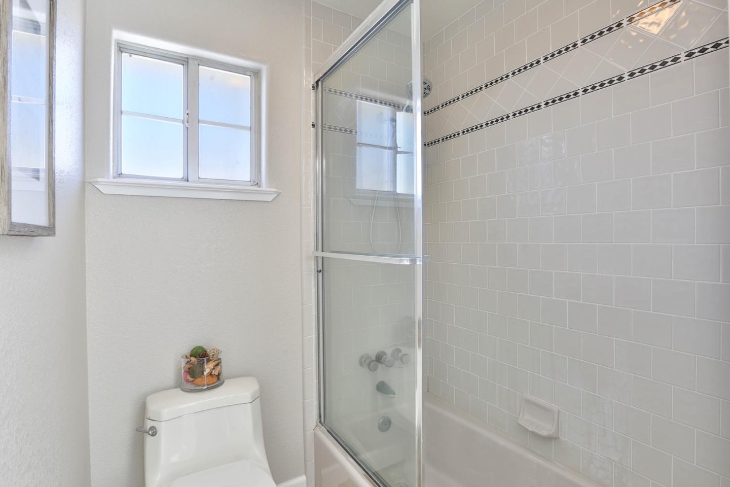 Detail Gallery Image 37 of 57 For 1933 Windward Pt, Discovery Bay,  CA 94505 - 4 Beds | 3 Baths