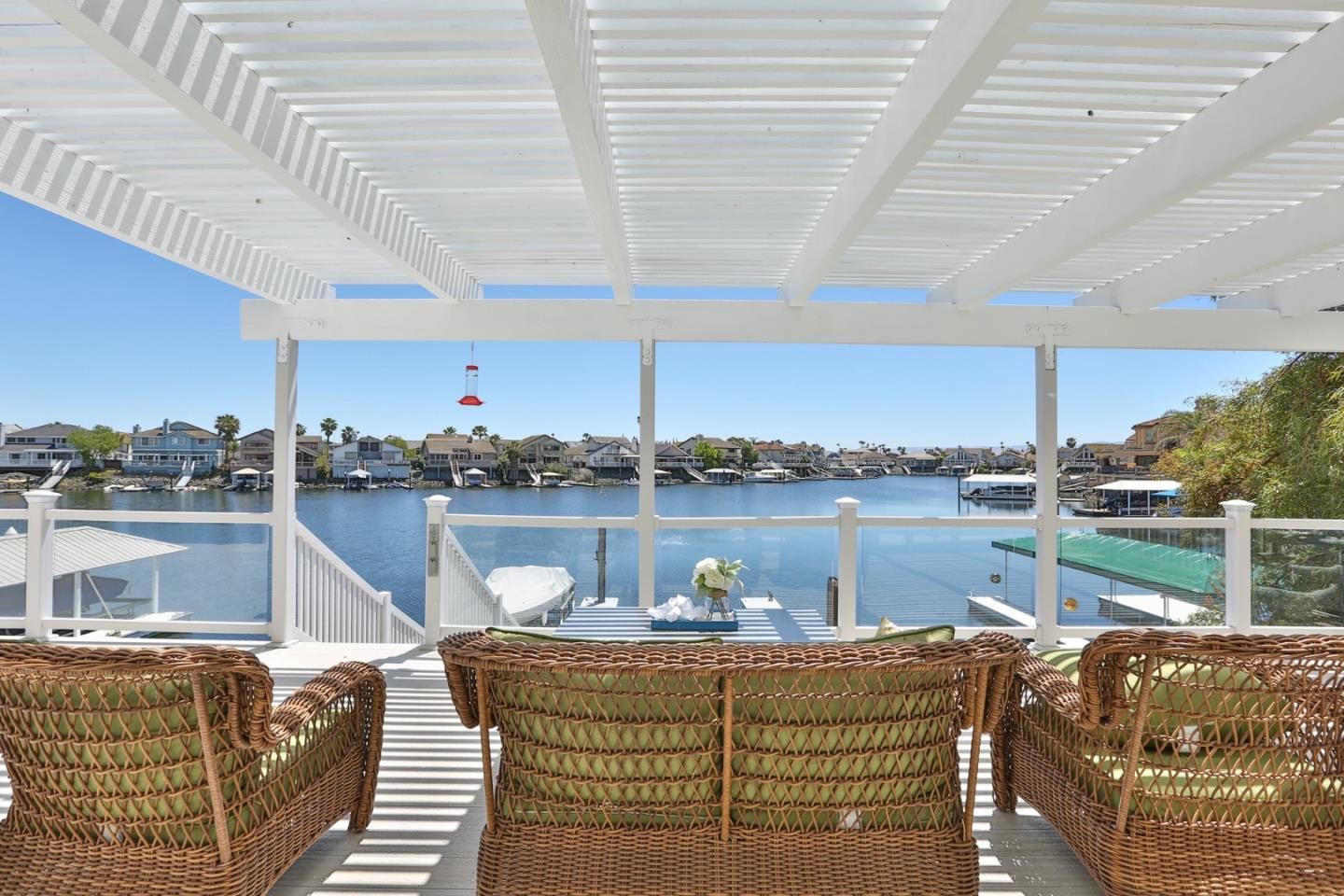 Detail Gallery Image 6 of 57 For 1933 Windward Pt, Discovery Bay,  CA 94505 - 4 Beds | 3 Baths