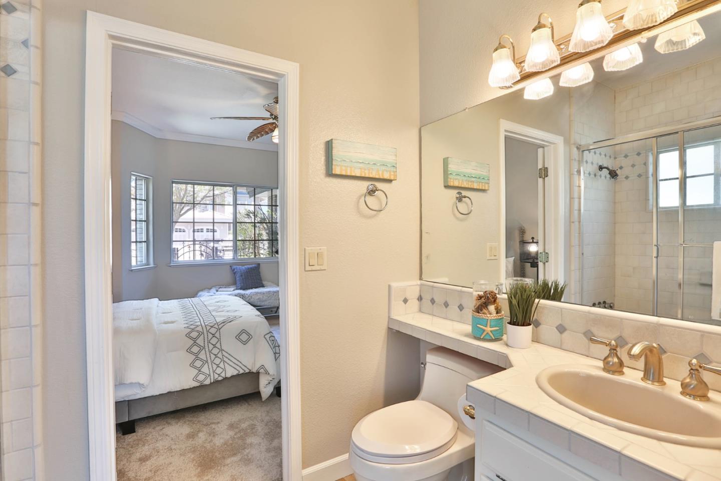 Detail Gallery Image 7 of 57 For 1933 Windward Pt, Discovery Bay,  CA 94505 - 4 Beds | 3 Baths