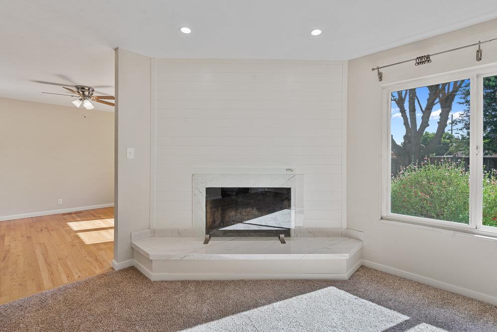 Detail Gallery Image 7 of 34 For 21 Andrews Dr, Hollister,  CA 95023 - 3 Beds | 2/1 Baths