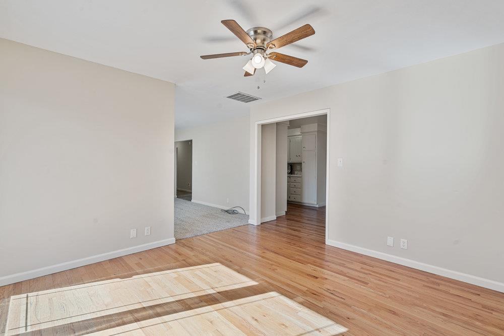 Detail Gallery Image 9 of 34 For 21 Andrews Dr, Hollister,  CA 95023 - 3 Beds | 2/1 Baths