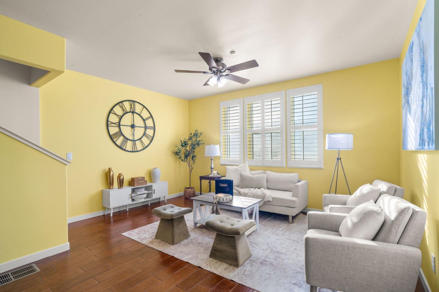 Detail Gallery Image 14 of 33 For 118 W Crystal Cove Ter, San Francisco,  CA 94134 - 3 Beds | 3 Baths