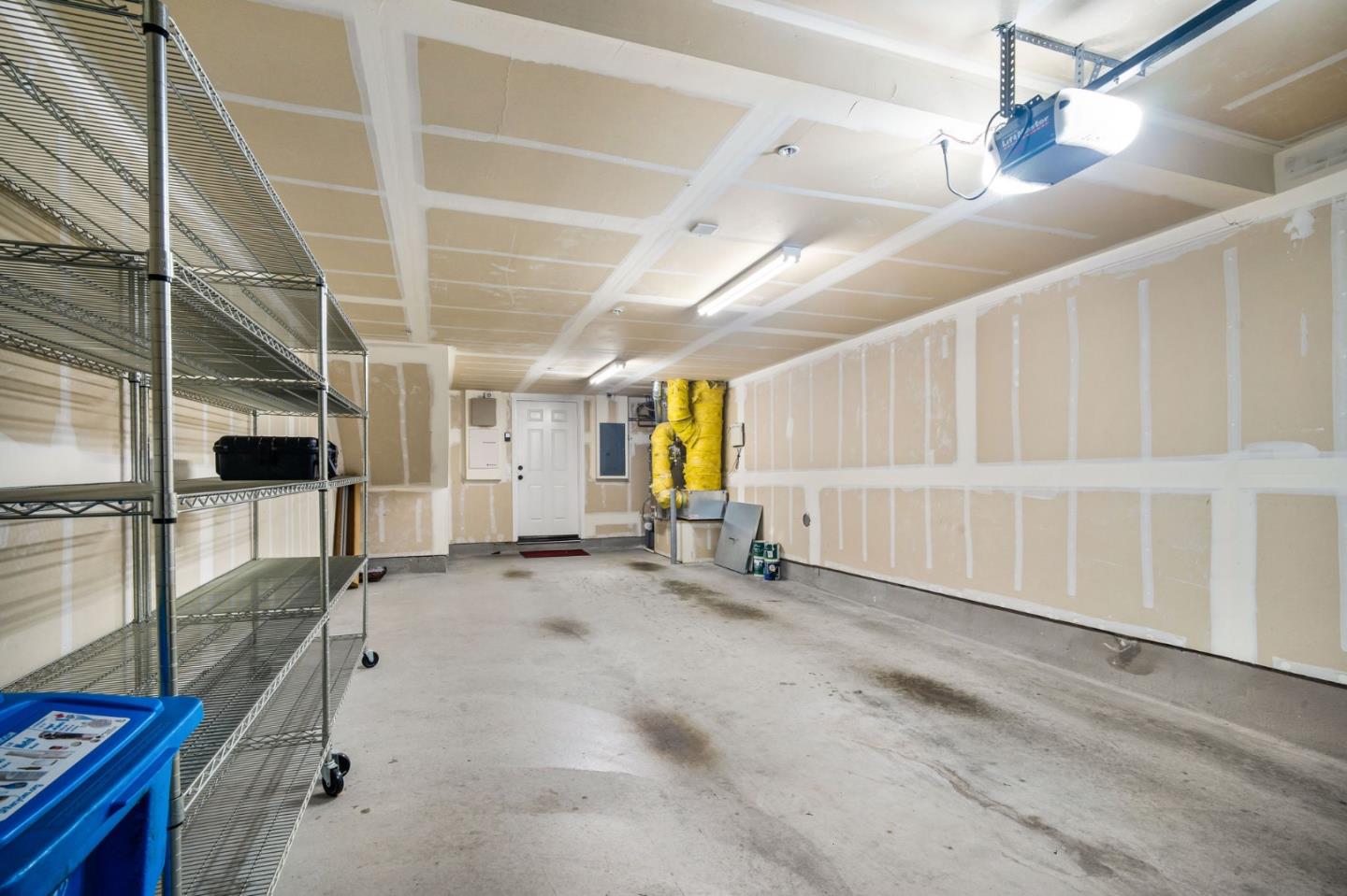 Detail Gallery Image 24 of 33 For 118 W Crystal Cove Ter, San Francisco,  CA 94134 - 3 Beds | 3 Baths