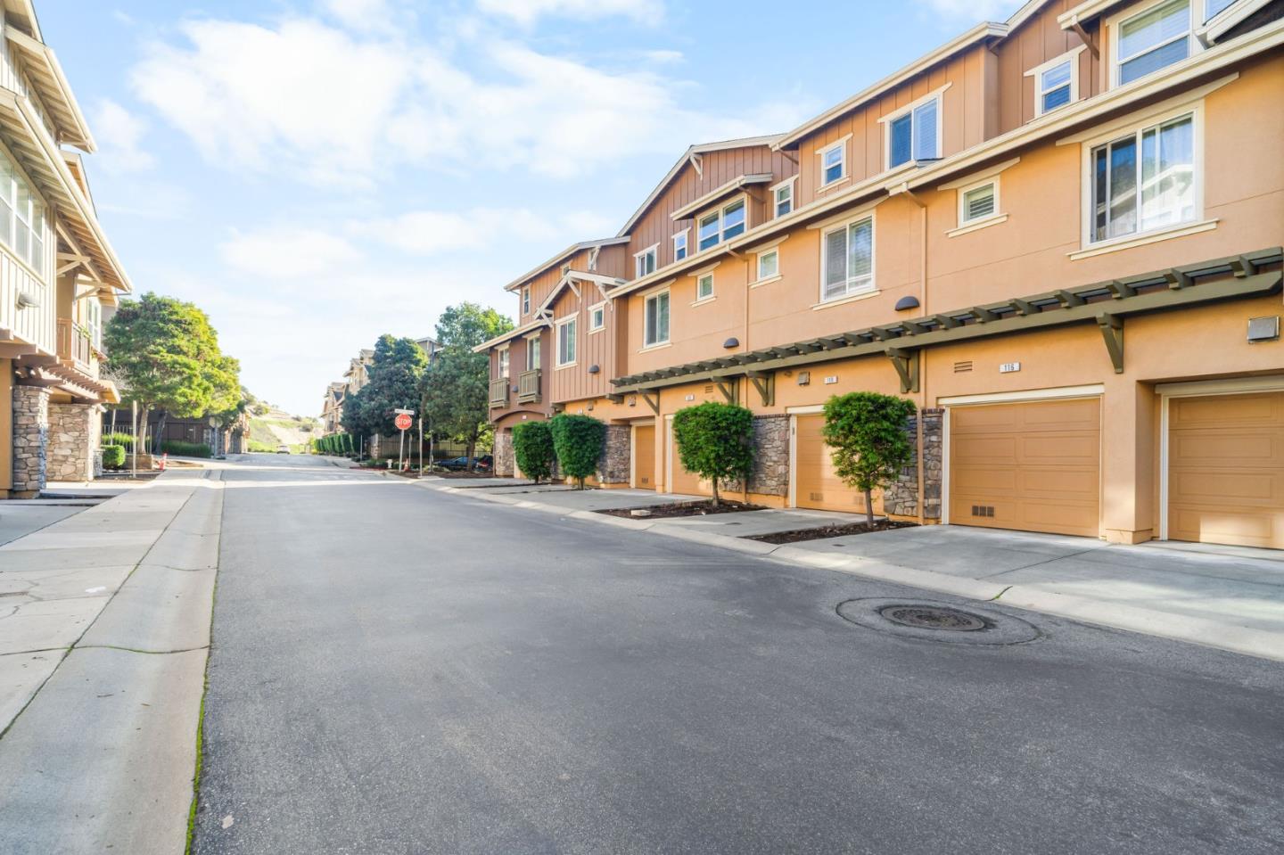 Detail Gallery Image 27 of 33 For 118 W Crystal Cove Ter, San Francisco,  CA 94134 - 3 Beds | 3 Baths