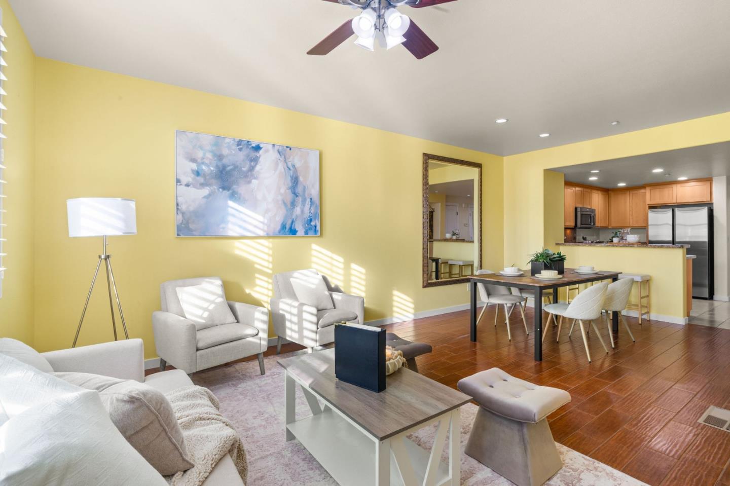 Detail Gallery Image 7 of 33 For 118 W Crystal Cove Ter, San Francisco,  CA 94134 - 3 Beds | 3 Baths