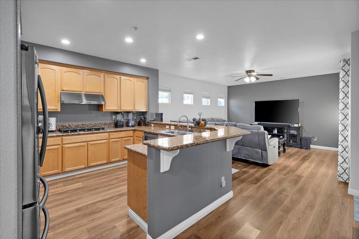 Detail Gallery Image 15 of 48 For 430 San Antonio Dr, King City,  CA 93930 - 4 Beds | 3 Baths