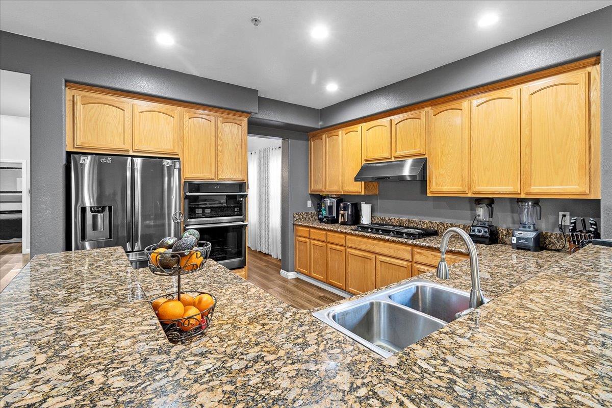 Detail Gallery Image 17 of 48 For 430 San Antonio Dr, King City,  CA 93930 - 4 Beds | 3 Baths