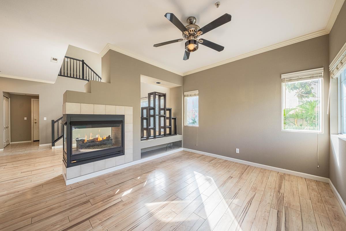 Detail Gallery Image 10 of 19 For 19367 Acclaim Dr, Salinas,  CA 93908 - 3 Beds | 2/1 Baths