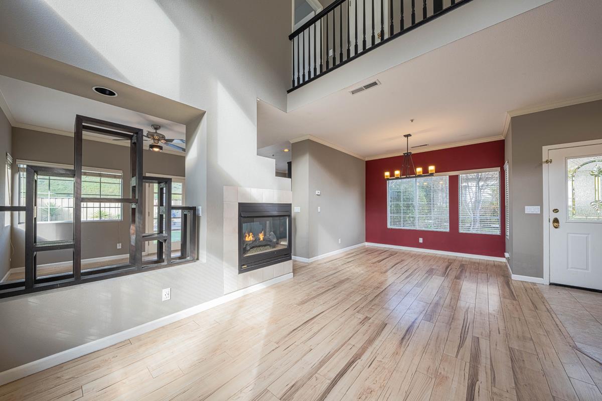 Detail Gallery Image 8 of 19 For 19367 Acclaim Dr, Salinas,  CA 93908 - 3 Beds | 2/1 Baths