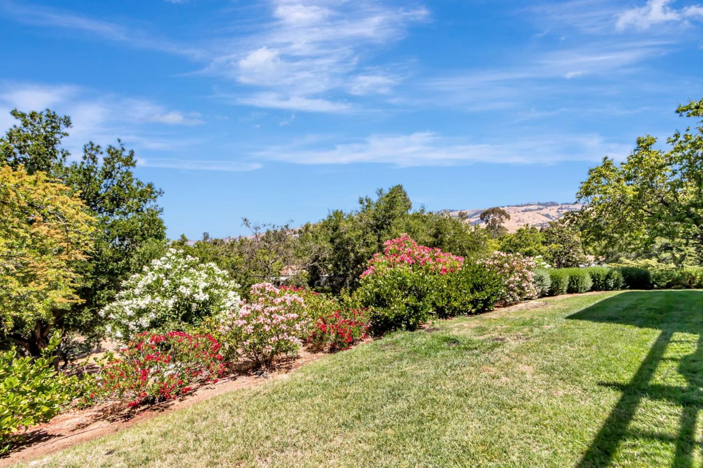 Detail Gallery Image 38 of 62 For 8463 Traminer Ct, San Jose,  CA 95135 - 2 Beds | 2 Baths