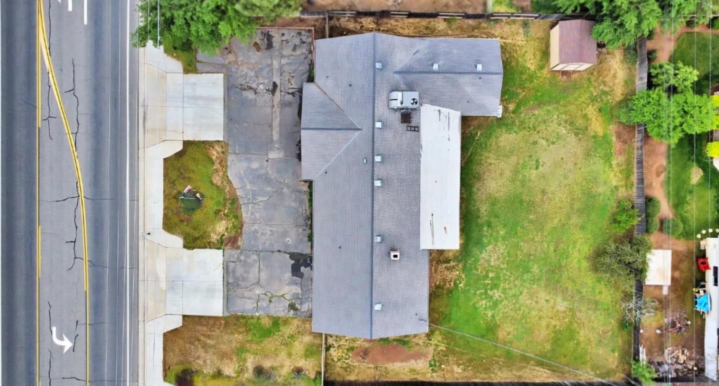 Detail Gallery Image 9 of 12 For 36620 Avenue 12, Madera,  CA 93636 - 3 Beds | 2 Baths