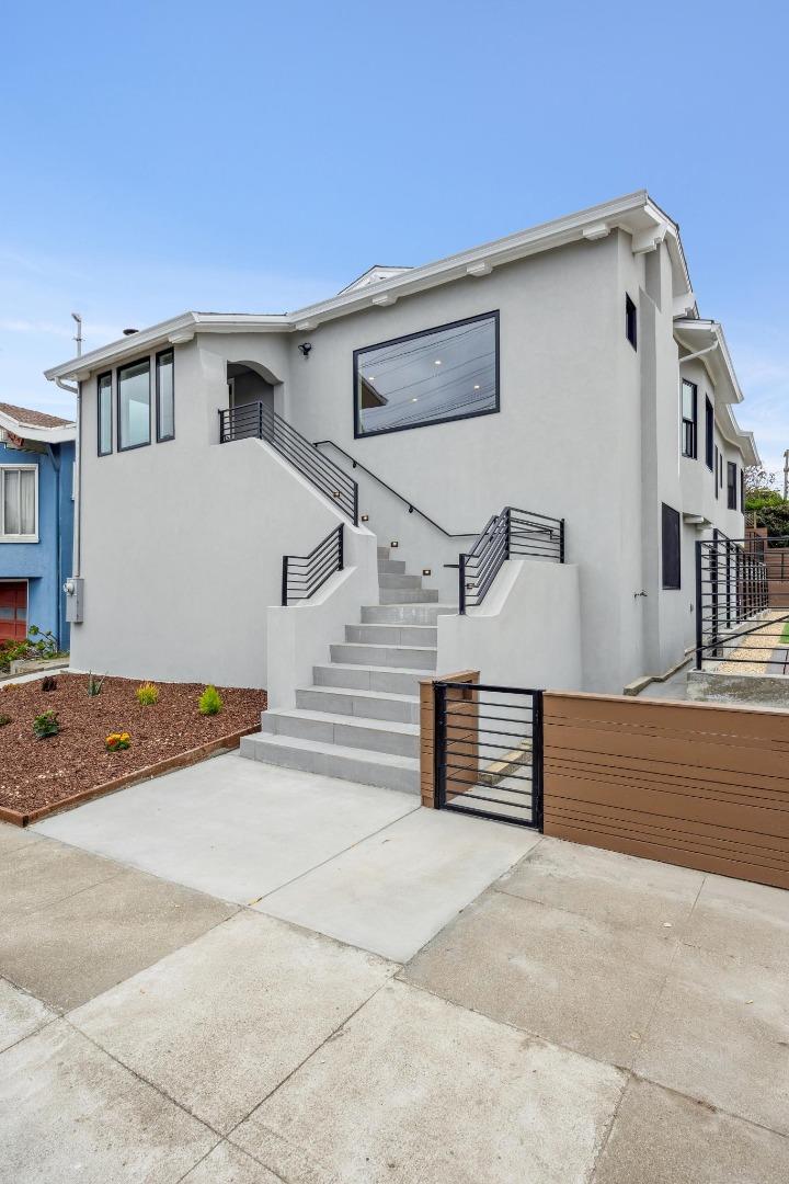 Detail Gallery Image 20 of 102 For 494 46th Ave, San Francisco,  CA 94121 - 4 Beds | 4 Baths