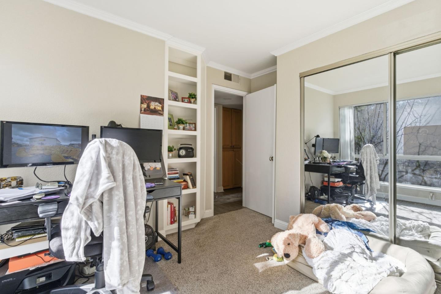 Detail Gallery Image 22 of 28 For 2530 Oak Rd #200,  Walnut Creek,  CA 94597 - 2 Beds | 2 Baths