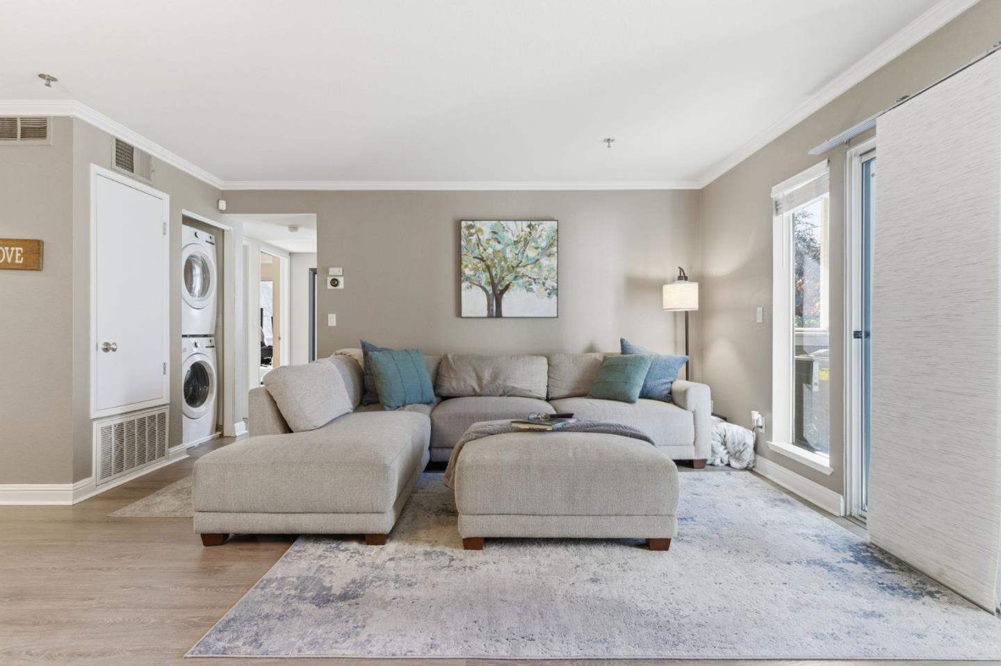 Detail Gallery Image 6 of 28 For 2530 Oak Rd #200,  Walnut Creek,  CA 94597 - 2 Beds | 2 Baths