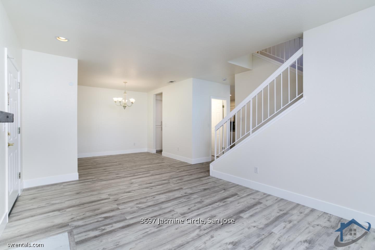 Detail Gallery Image 10 of 32 For 3697 Jasmine Cir, San Jose,  CA 95135 - 3 Beds | 2/1 Baths