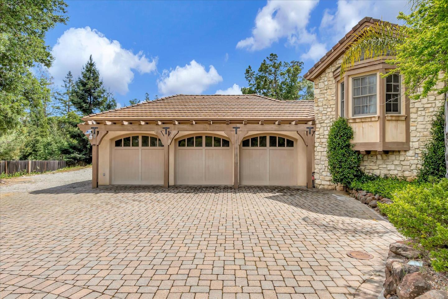 Detail Gallery Image 5 of 76 For 15219 Sobey Rd, Saratoga,  CA 95070 - 5 Beds | 6/1 Baths