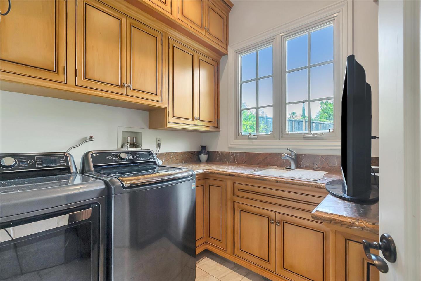 Detail Gallery Image 51 of 76 For 15219 Sobey Rd, Saratoga,  CA 95070 - 5 Beds | 6/1 Baths