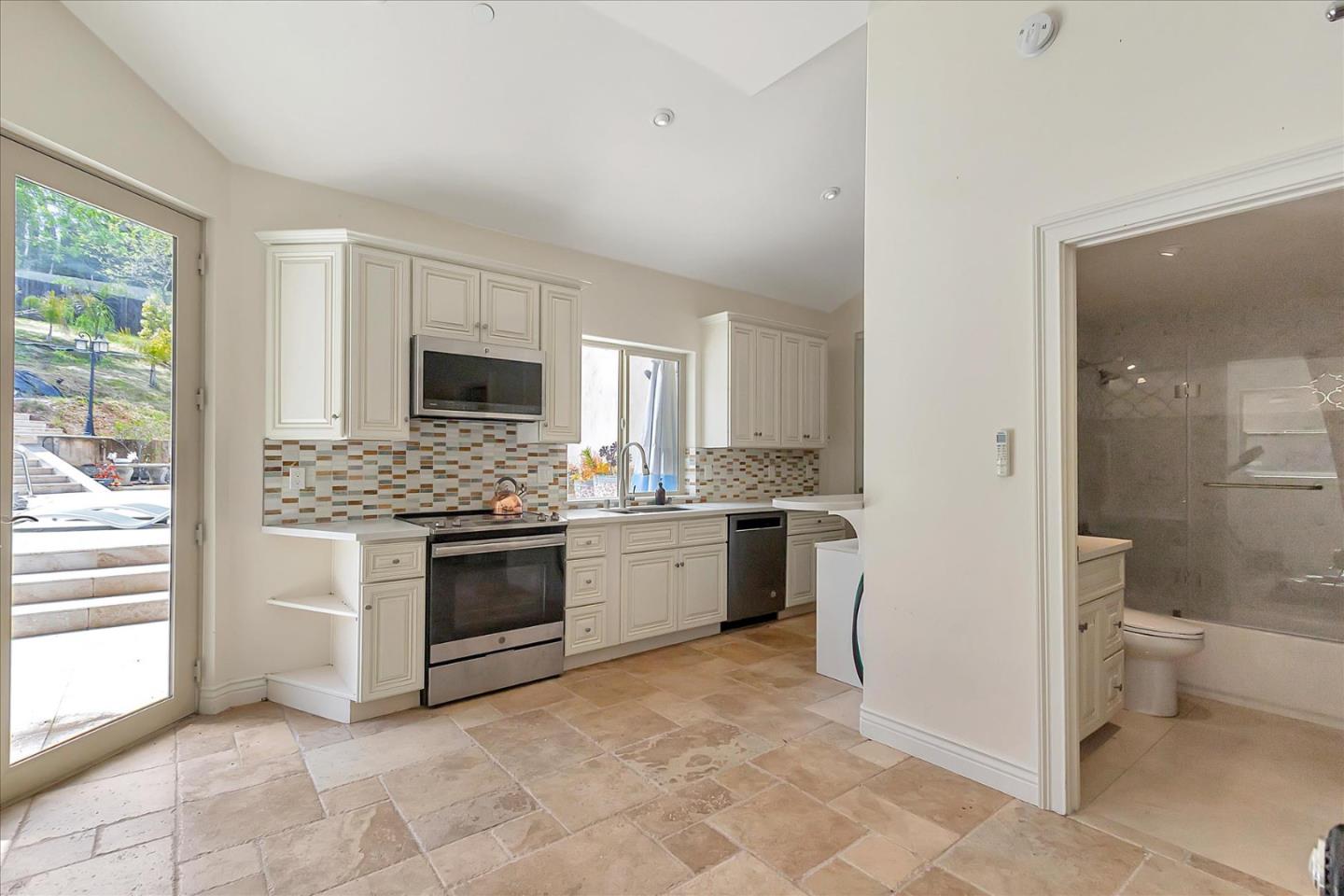 Detail Gallery Image 53 of 76 For 15219 Sobey Rd, Saratoga,  CA 95070 - 5 Beds | 6/1 Baths