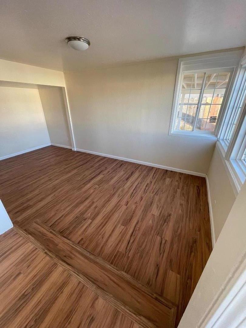 Detail Gallery Image 4 of 13 For 110 Toro Ave, Salinas,  CA 93905 - 4 Beds | 3 Baths